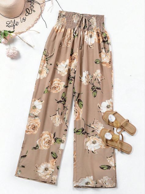 Floral Print Pants, Couture Mode, Printed Wide Leg Pants, Easy Trendy Outfits, Plus Size Pants, Fabric Floral, Simple Trendy Outfits, Floral Pants, Fashion Design Clothes