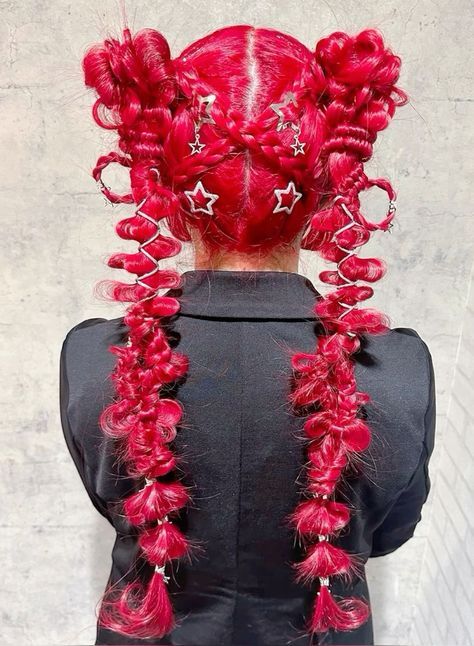 Extravagant Hairstyles, Bubble Pigtails, High Fashion Hair, Snake Hair, Drag Make-up, Personal Grooming, Social Art, Hair Braiding, Hair Braid