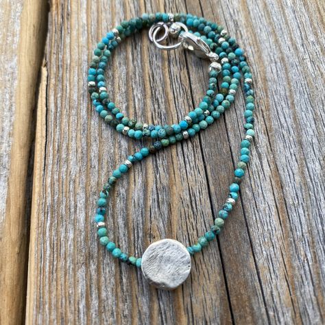 Jewelry Layering Necklace, Handmade Turquoise Jewelry, Jewelry Layering, Turquoise Beaded Necklace, Turquoise Choker, Original Jewelry Design, Special Necklace, Turquoise Bead Necklaces, Jewelry Minimalist