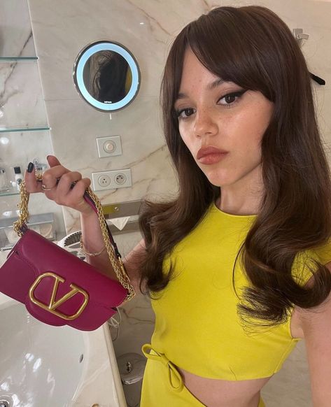 Jen Jen, Jenna Ortega, Fav Celebs, Louis Vuitton Twist Bag, American Actress, Celebrity Crush, Favorite Celebrities, Pretty Woman, Pretty People