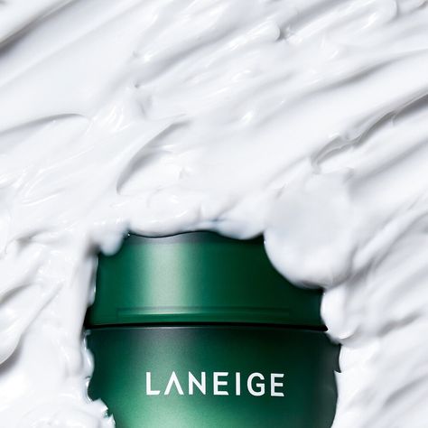 Hypoallergenic Cica Sleeping Mask - LANEIGE | Sephora Skincare Laneige, Cica Sleeping Mask, Laneige Skincare, Skincare Product Photography, Sephora Store, Care Box, Overnight Mask, Korean Skin, Mud Mask