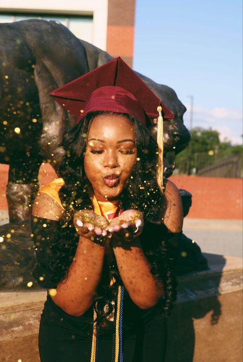 Graduation Poses Confetti, Graduation Pictures Fall College, High School Graduation Pictures Outside, Graduation Glitter Picture, Graudtion Photoshoots High School, Cybersecurity Graduation Pictures, Graduation Pictures Ideas Black Women, Graduation With Honors, Black Grad Photos