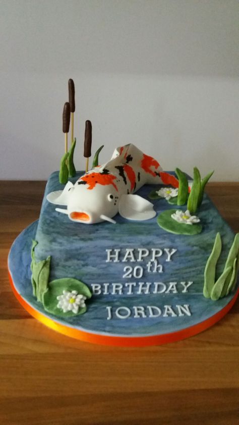 Koi carp cake Koi Fish Cake Design, Koi Fish Cake, Koi Cake, Pond Cake, Transparent Cake, Jelly Cake, Carpe Koi, Popular Desserts, Koi Carp