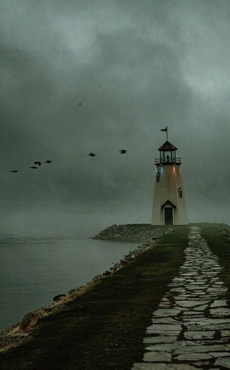 Lighthouse Aesthetic Storm, Living In A Lighthouse Aesthetic, Lighthouse Aesthetic Dark, Creepy Lighthouse, Foggy Lighthouse, Lighthouse Aesthetic, Lighthouse Wallpaper, Dark Nautical Aesthetic, Foggy Lake