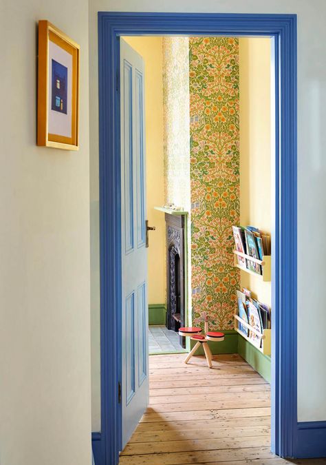 Hallway Wall Colour Ideas, Coloured Door Frames, Colorful Trim Interior, Pink And Yellow Room, Hallway Wall Colors, Colorful Trim, Home Paint Color, Painted Door, Door Frames