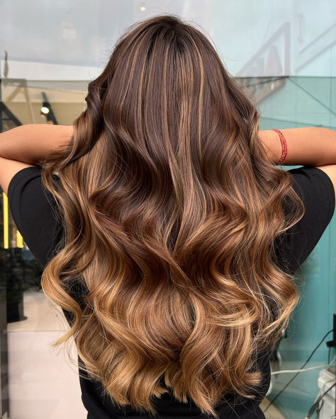 Wella Educator @amansarvaiya (on Instagram) took color melt to a whole new level with this stunning bronde hue.  Ready to switch up your look just in time for the party season? Tap to book a Wella Color appointment now!   Wella Formula: Blondorplex + 6%  Koleston Perfect 9/3 + 1.3% Koleston Perfect Formulas, Wella Koleston Perfect Formulas, Wella Koleston, Color Melt, Bronde Hair, Wella Color, Color Melting, The Salon, Just In Time