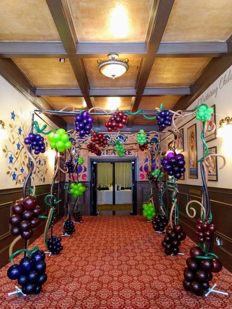 Grape Display Ideas, Grape Theme Party, Wine Float, Grape Arbor, Sky Ranch, Vine Decoration, Team Theme, Boat Parade, Wine Tasting Events