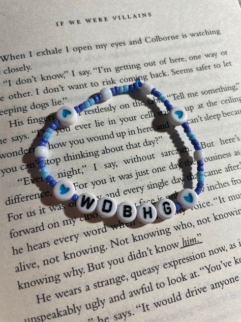 Faith In The Future Bracelet, One Direction Friendship Bracelet, Louis Tomlinson Bracelet Ideas, One Direction Bracelet Ideas, One Direction Bracelet, Fan Bracelet, Nail Bracelet, Midnight Memories, Faith In The Future