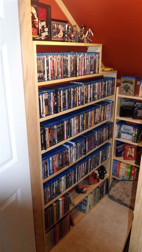 Dvd Storage Ideas Living Room, Organizing Dvds, Ikea Dvd Storage, Storage Ideas Organizing, Media Organization, Dvd Storage Ideas, Living Room Storage Ideas, Blu Ray Storage, Movie Storage