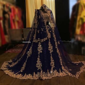 Navy Blue Pakistani Bridal Dress, Royal Blue Wedding Dress Pakistani, Navy Blue Desi Wedding Dress, Dark Blue Bridal Lehenga, Royal Blue Pakistani Bridal Dress, Blue Lehenga Pakistani, Blue Wedding Dress Pakistani, Blue Bridal Lengha, Royal Blue Bridal Lehenga