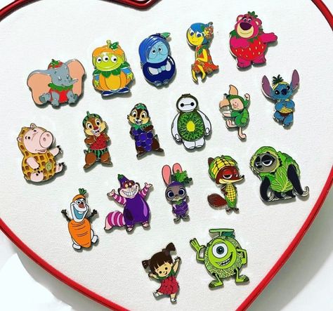 Disney Pin Board, Disneyland Merchandise, Disney Characters Christmas, Disney Graduation, Disney Pins Sets, Random Products, Disney Stained Glass, Disneyland Characters, Disneyland Pins