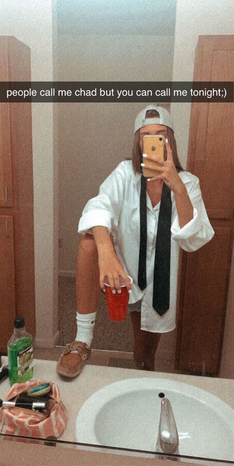 Frat Boys Halloween Costume, Frat Boy Costume, Cute Group Halloween Costumes, Bff Halloween Costumes, Hallowen Ideas, Duo Halloween Costumes, Diy Kostüm, Costumes For Teens, Trendy Halloween Costumes