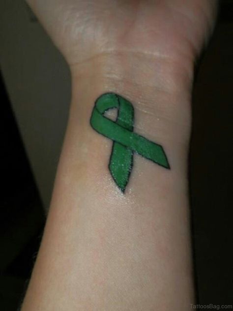 A pin to show the green ribbon (organ donor awareness). I’d want shading like my orange ribbon, though. Lymphoma Tattoo, Mental Health Ribbon, Fighter Tattoos, Kidney Donation, Fire Fighter Tattoos, Mom In Heaven, Ribbon Tattoos, Tattoo Pictures, Mother Daughter Tattoos