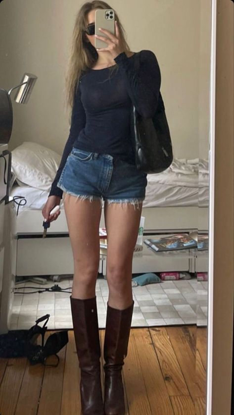 Mode Inspo, Loose Shorts, 가을 패션, Short Shorts, Mode Inspiration, Looks Vintage, The Mirror, Cute Casual Outfits, New Outfits