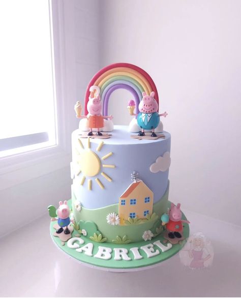 Peppa Pig 2nd Birthday Cake, Cake Peppa Pig Birthday, Birthday Cake 3 Yrs Old, Pepa Pig Birthday Cake, Peppa Pig Theme Cake, Peppa Cake, Farm Cakes, Bolo Da Peppa Pig, Peppa Pig Birthday Party Decorations