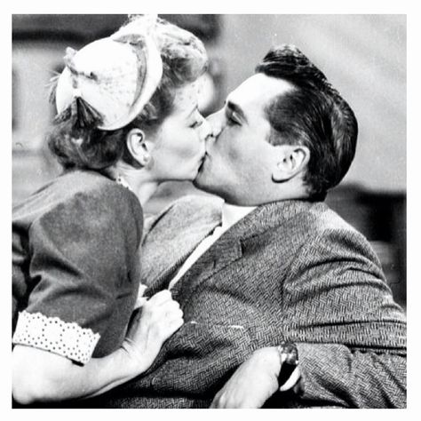 Lucy & Ricky kissing in Amateur Hour William Frawley, I Love Lucy Show, Lucille Ball Desi Arnaz, Lucy And Ricky, Old Fashioned Love, Desi Love, Desi Arnaz, Meeting Your Soulmate, You Complete Me