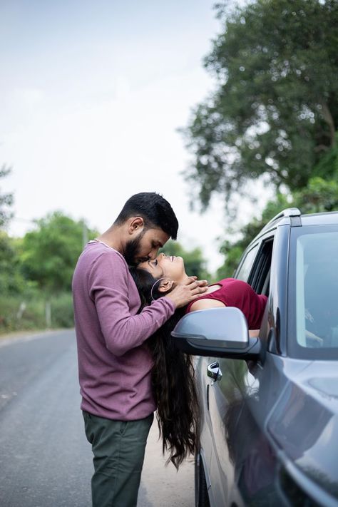 Couple Poses With Car, Couple Ride, Poses With Car, Photos With Him, Wedding Photoshoot Beach, Wedding Couple Pose, Date Reference, Pre Wedding Photoshoot Beach, Joe Movie