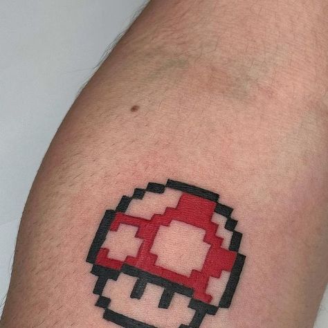 Soner Kurak on Instagram: "Super mario mushroom 🍄 Sponsored @dragontattoosupply - - - - _ _ _ _ _ _ _ _ _ _ #pixelart #pixeltattoo #mushrooms #mushrooms #mushroomtattoo #oldschooltattoo #newschooltattoo #neotraditionaltattoo #colortattoo #oldschooltattoos #oldschooltattoorose #eyestattoo #eyestattooed #newschooltattoo #neotraditionaltattoo #dövmesanatı #dövmeci #dövmeler #dövmemodelleri #dövmesanatı #taksimdövme #istanbuldövme #istanbultattoo #taksimtattoo #loneytunes #loneytunestattoo #cartoon Mario Mushroom Tattoo, Old School Tattoo Rose, Super Mario Tattoo, Istanbul Tattoo, New School Tattoos, Super Mario Mushroom, Pixel Tattoo, Mario Tattoo, Mushroom Tattoo