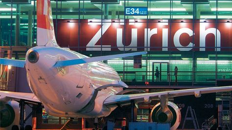 Zurich City, Airport Architecture, Zurich Airport, Swiss Air, Airport Aesthetic, Airport Design, Night Flight, Airport Photos, Travel Pictures Poses