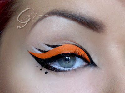 Grzee: Piranha Tiger Eye Makeup, Aladdin Makeup, Football Makeup, Tiger Makeup, Fox Fire, Fox Makeup, Make Up Gold, Concert Makeup, Painting Halloween