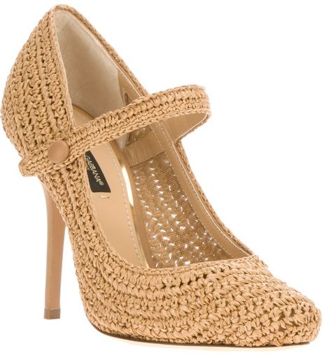 DOLCE GABBANA Raffia Midheel Pump - Lyst Rajutan Sandal, Sandal Rajut, Make Your Own Shoes, Crochet Sandals, Mid Heels Pumps, Knit Shoes, Shoe Pattern, Crochet Shoes, Crochet Slippers