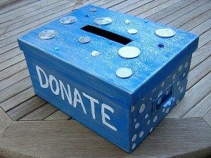 How to donate or support a cause while on a budget; 4 creative ways to have the joy of giving. Donation Box Ideas, Muslim Charity, Community Service Ideas, Girl Scout Cookies Booth, Community Service Projects, Daisy Scouts, Donation Box, Girl Scout Ideas, Service Projects