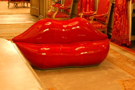 Someday I will have a lips couch. Lip Sofa Couch, Lip Couch, Bratz Birthday, Lash Academy, Lips Sofa, Inflatable Furniture, Coffee Shop Interior Design, Soft Furniture, Gothic Furniture