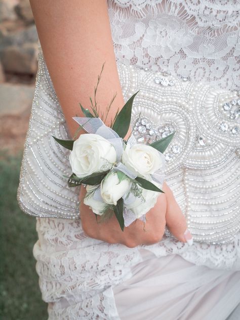 flower girl corsages Prom Corsage White, Formal Corsage, White Rose Corsage, Corsage For Prom, Homecoming Photos, Corsage White, Prom Flowers Corsage, Homecoming Flowers, Wrist Corsage Wedding