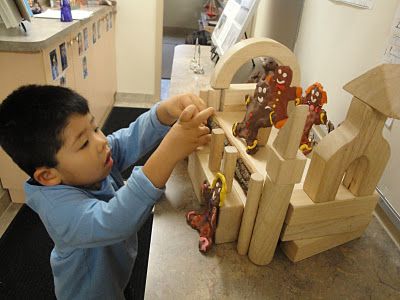 gingerbread house in block area Gingerbread Block Center, Preschool Gingerbread, January Preschool, Gingerbread Reindeer, Gingerbread Theme, Preschool Winter, Winter Activities Preschool, Block Center, Block Area