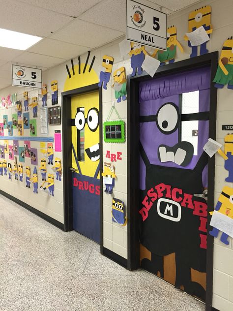 Red Ribbon Week - "Suite-mate" double door - Minions!! "Drugs are Despicable" Red Ribbon Week Door, Minions Halloween, Minion Halloween, Thanksgiving Snacks, Class Door, Red Ribbon Week, Ribbon Ideas, Classroom Door, Halloween Door