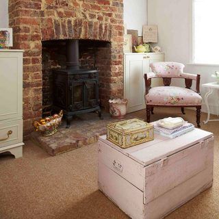 Living room fireplace | Vintage-style Edwardian cottage | House tour | PHOTO GALLERY | Ideal Home | Housetohome.co.uk Edwardian Cottage, Exposed Brick Fireplaces, Chimney Decor, Log Burner Living Room, Cottage Fireplace, Farmhouse Fireplace, Cosy Living, Cottage Living Rooms, Cottage Interiors