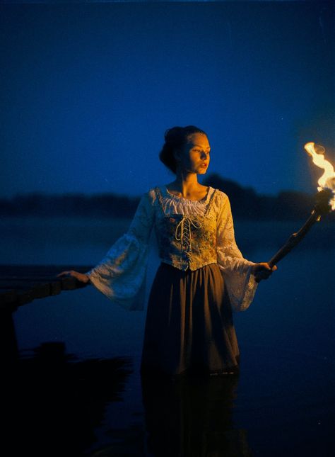 Holding Torch, Blue Hour Photography, Fire Torch, Medieval Aesthetic, Lake Photos, Human Reference, Portrait Photoshoot, Medieval Dress, Blue Hour