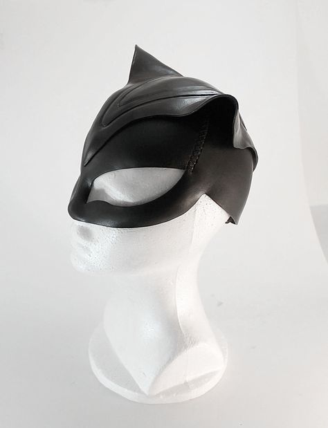 Catwoman Mask 3 by Azmal.deviantart.com Matrix Fashion, Catwoman Mask, Cat Masquerade Mask, Catwoman Costume, Black Panther Costume, Bull Whip, Catwoman Cosplay, Gotham City Sirens, Superhero Masks