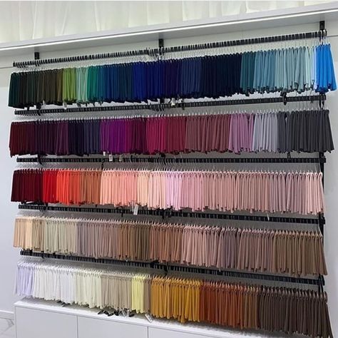 Scarf Shop Design, Hijab Store Design, Hijab Organizer, Design Hijab, Hijab Shop, Under Scarf, Hijab Store, Scarf Display, Hijab Colors