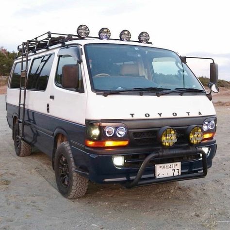 Toyota Van Camper, Hiace Camper, Toyota Camper, Hiace Van, Toyota Dolphin, Toyota Van, Minivan Camping, Cute Vans, Micro Camper