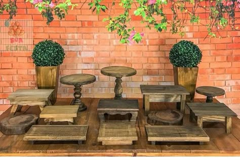 Wood Catering Display, Diy Wood Food Display, Diy Dessert Stand Display Wood, Wooden Buffet Table Food Displays, Wooden Food Display Stands, Diy Food Display Ideas, Wooden Dessert Display, Cake Stand Ideas, Sweets Table Ideas