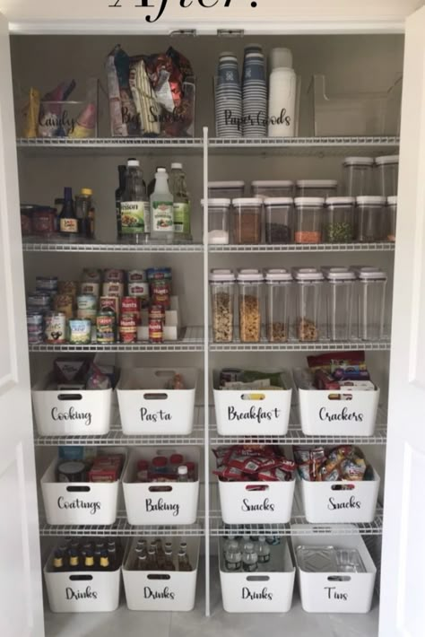 Big Family Small House Organization, Extra Pantry Storage Ideas, Small Apartment Pantry Organization, Pantry Floor Organization Ideas, Home Organization Pantry, Apartment Pantry Organization Ideas, Organizing Small Pantry, Organized Pantry Ideas, Pantry Organization Diy