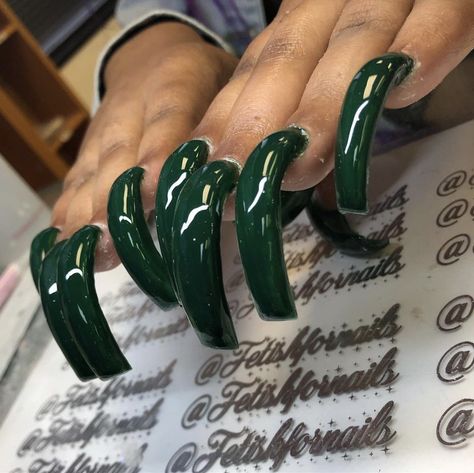 Nails Y2k Almond, 90s Nails Acrylic Black Women, Nails Acrylic Black Women, Nails Y2k Long, 90s Nails Acrylic, Acrylic Nails Y2k, Green French Tip Nails, Green French Tip, 90s Nails