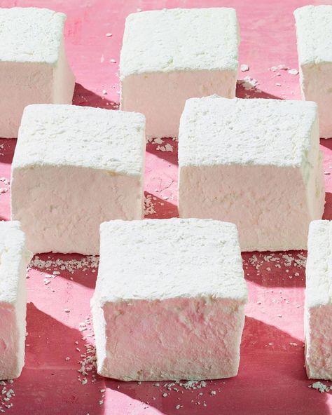 9,396 Likes, 78 Comments - NYT Cooking (@nytcooking) on Instagram: “"Homemade marshmallows should have their own dreamy name," @doriegreenspan says, "something that…” Vanilla Marshmallow Recipe, Marshmallow Recipe, Homemade Marshmallow, Vanilla Marshmallows, Candy Flowers, Recipes With Marshmallows, Homemade Marshmallows, Nyt Cooking, Food Projects