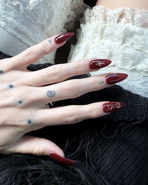 Vampire Prom, Modern Vampire, Red Acrylic Nails, Gothic Nails, Electric Nail File, Goth Nails, Edgy Nails, Grunge Nails, Drill Machine