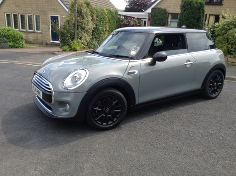 Brand new mini cooperd 26/07/14 moonwalker grey Grey Mini Cooper, Grey Mini Cooper Aesthetic, Blue Mini Cooper, Mini Cooper Convertible, Cooper Car, Nardo Grey, Mini Car, Luxury Helicopter, Grey Car