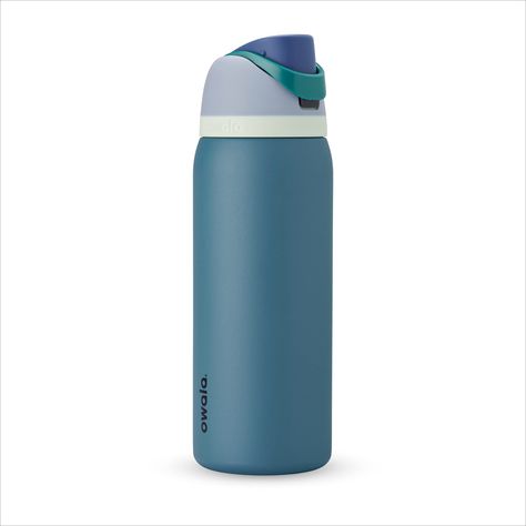 Elevate your hydration game with the Owala FreeSip, the ultimate insulated stainless steel water bottle for sports and travel. Its advanced insulation technology keeps drinks at the perfect temperature, and the FreeSip system lets you drink in two ways. BPA-free, with a 24 oz capacity and a striking blue/teal (Denim) color, this bottle seamlessly blends practicality, durability, and modern style. Perfect for those who value health, convenience, and a touch of elegance in every sip!" 💧🚴‍♂️🌍 Dream Water, Ice Cup, Baby Drinks, Toddler Travel, Free Sport, Bottle With Straw, Reusable Bottle, Flavored Water, Water Bottle With Straw