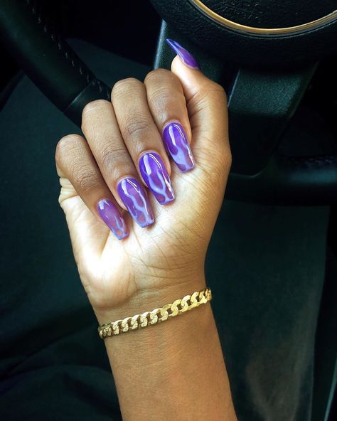 Vicky Logan on Instagram: “Grape jelly + glow in the dark flames 🔥 I think purple is my fav color again #vickylogannails #nailfie #manimonday bracelet from…” Gorgeous Nails Designs, Vicky Logan, Purple Flame, Purple Nail Art, Nails Arts, Purple Shades, Grape Jelly, Coffin Press On Nails, Fav Color