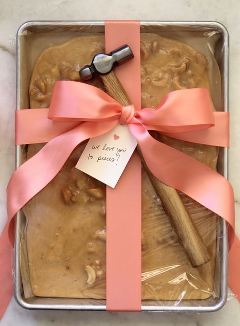 Novelty Desserts, Cashew Brittle, Cute Valentine Ideas, Jenny Steffens Hobick, Christmas Bakery, Silver Christmas Decorations, Love You To Pieces, Gift Wraps, Edible Gifts