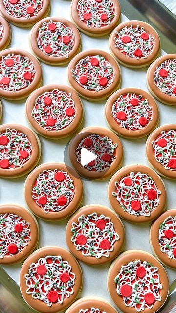 Emily’s Bake Shop on Instagram: "Pizza pie favors for Noah’s special birthday! I love the mini pizza boxes 🍕 the cutest little favors for a pizza birthday party! • • #emilysbakeshop #pizzacookies #decoratedcookies #njbaker #njcookies" Pizza Cookies Decorated, Pie Favors, Sugar Cookie Pizza, Pizza Birthday Party, Pizza Cupcakes, Cookie Birthday, Pizza Birthday, Elf Cookies, Cookie Pizza