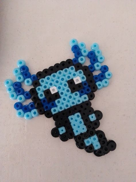 Pearl Beads Ideas Free Pattern, Perler Bead Tiny Patterns, Melting Beads Patterns Easy, Perler Beads Designs Pattern Easy, Hamma Beads Ideas Easy, Melting Beads Ideas Easy, Bluey Perler Bead Patterns, Blue Perler Bead Patterns, Melty Beads Ideas Easy