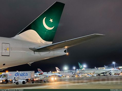 Pakistan Airport, Pia Airlines, Pia Airplane, Pakistan International Airlines, Best Airplane, Commercial Plane, Heathrow Airport, Airport Photos, Southwest Airlines