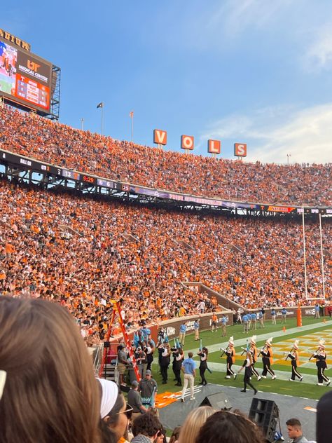 University of Tennessee - Knoxville #vols #collegefootball University Tennessee Knoxville, Knoxville Aesthetic, Univ Of Tennessee, Ut Knoxville, Tennessee University, University Of Tennessee Knoxville, University Of Tn, Tennessee Knoxville, Orange Order