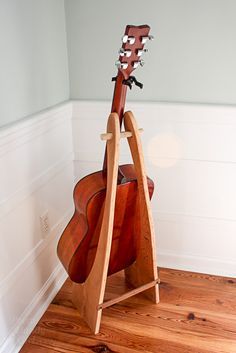 Cello Stand Diy, Diy Guitar Stand, Wood Guitar Stand, Ukulele Stand, Wooden Guitar Stand, Guitar Holder, Guitar Display, Guitar Rack, Wooden Guitar