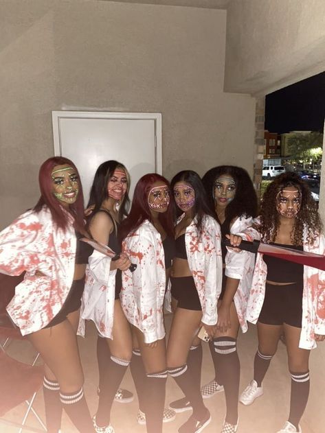 Halloween Best Friend Costumes Baddie, Halloween Outfits For 3 Friends, Baddie Group Halloween Costumes, Teen Halloween Costumes Group, Helowin Makeup, Cute Couple Halloween Costumes For Teens, Trio Halloween Costumes Scary, Teenager Halloween Costumes Girls Ideas, Baddie Halloween Costumes Group